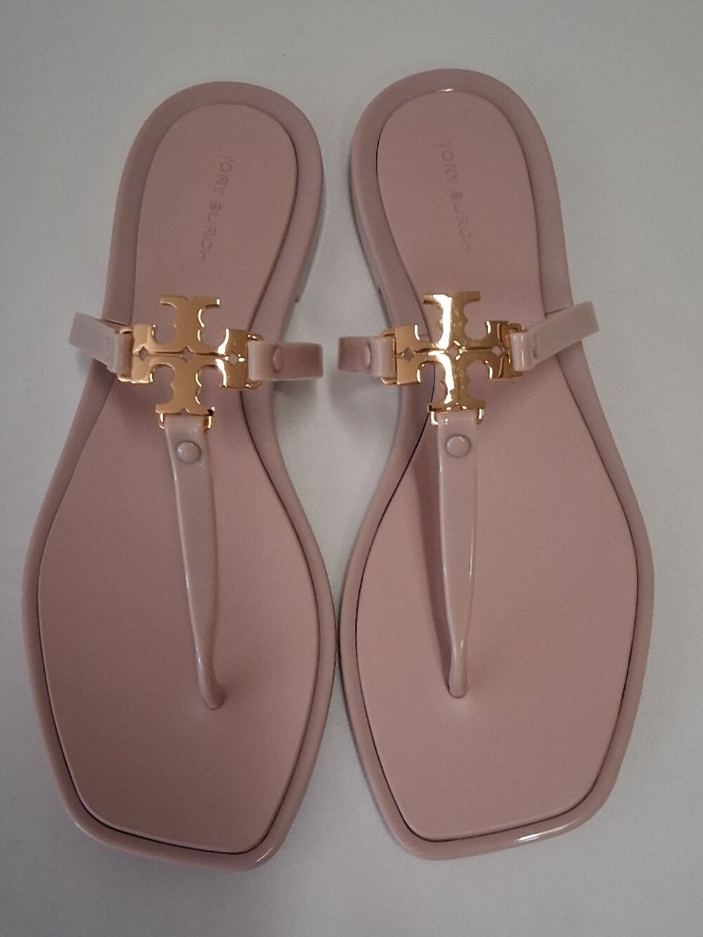 Tory Burch Women’s Roxanne Jelly Sandals – Meadowsweet/Gold Size: 7 (Medium US) - Picture 4 of 6